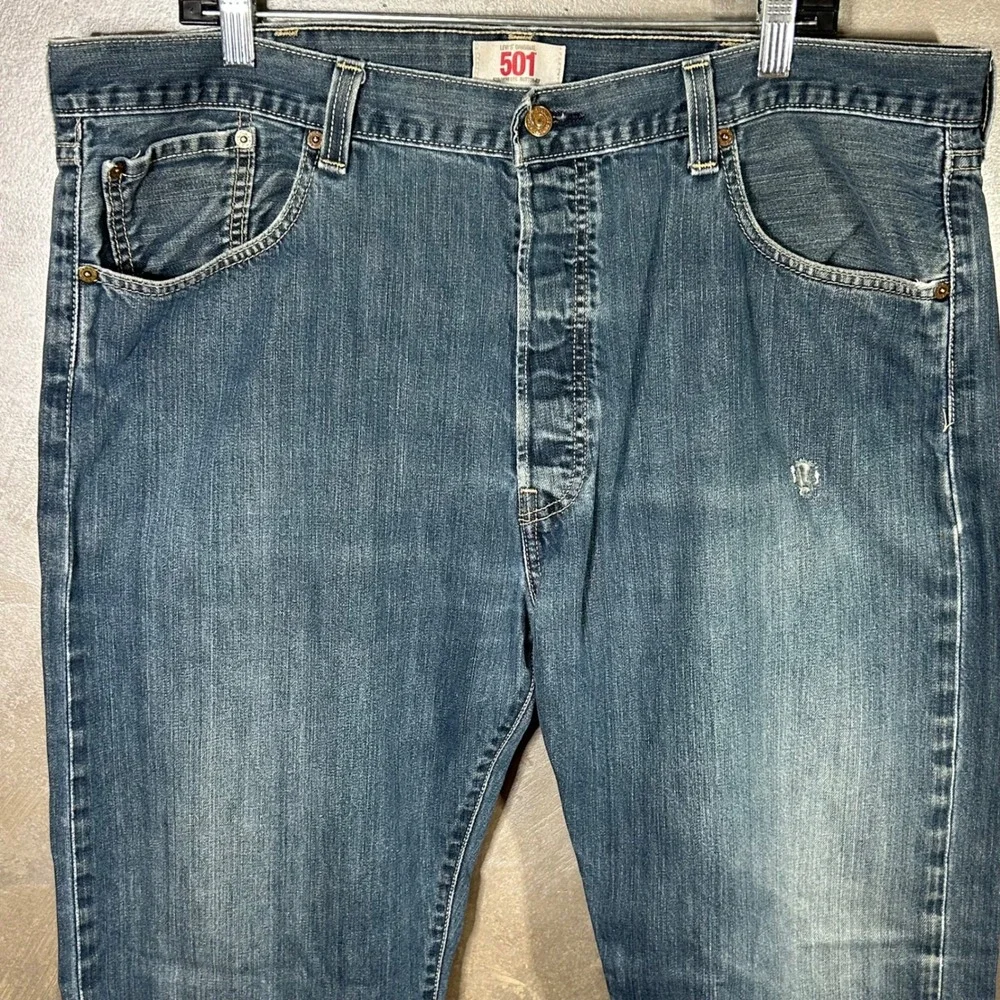 Levis 501 Straight Leg Button Fly Jeans Men's 40x32‎ Denim Blue Distressed Worn